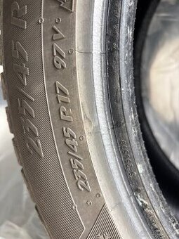 Zimné pneumatiky Matador Nordicca 4 x 235/45/R17