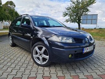 RENAULT MEGANE II. 1,6 16V GRANDTOUR
