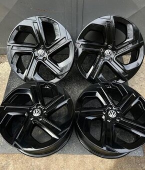 R20 ®️ Original VW 5x112 ET 40 / 47 • iD4 iD5 iD7 Enyaq.