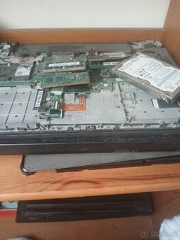 Laptop nahradne diely