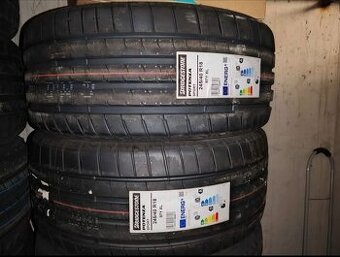 245/40 R18 97Y XL