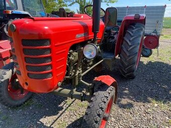 Predám traktor. Zetor. 3011.
