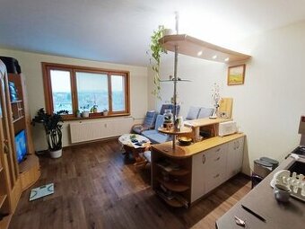 EXKLUZÍVNE - Na prenájom 1,5 izbový byt- Važecká ul. - komp