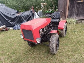 Predám traktor Tatra 805 4x4