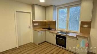 SPEKTRUM REALITY- Na PREDAJ 3 -izbový byt, 57 m2, Handlová,