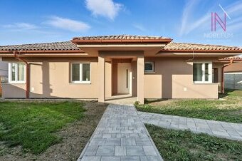 4 izbový rodinný bungalov - Čečínska Potôň, okres Dunajská S - 1