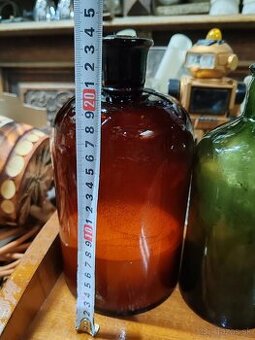 Staré lekárenské fľaštičky