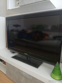 Predam kvalitny Lcd TV Samsung, uhl..100cm