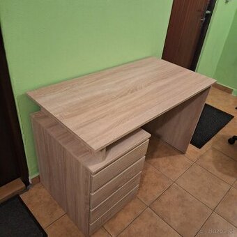 Predám písací stôl
