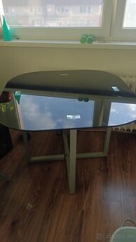 Sklenenný stôl a stoličky - 1