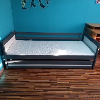 Posteľ aj s matracom