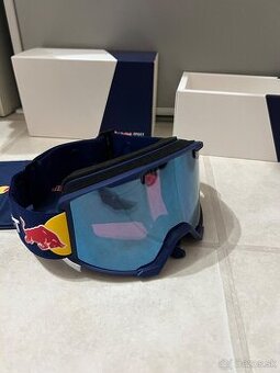 Lyziarske okuliare RedBull spect