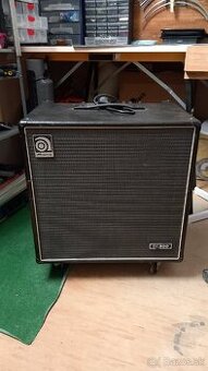 Basové  kombo Ampeg BA 300-115