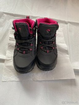 predám detskú obuv 27