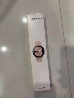 Hodinky Samsung Galaxy Watch4