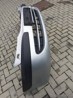 Predam predny naraznik na citroen C8 rok 2005