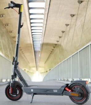 🛴⚡ Elektrická koloběžka Xiaomi Scooter 5 Max