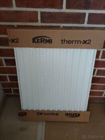 2x doskovy radiator 554 / 400 K12 Kermi - 1
