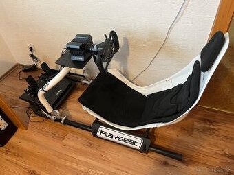Moza R5 + Playseat formula Instinct F1 edition