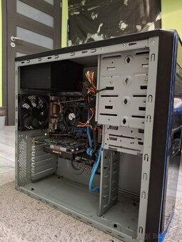 PC na komponenty
