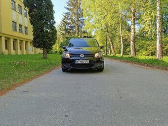 VW Touran 2.0 TDI kúpené na Slovensku - 1