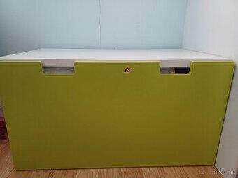 Ikea stolík