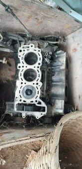 Motor z mercedesu V6