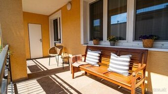 ⌂ZNÍŽENÁ CENA Predaj // 4-izbový rodinný dom 301 m² //VRÚTOC