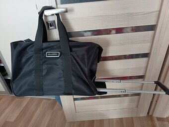 Predám značkový cestovnú tašku .Karllagerfeld.