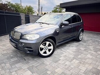 BMW X5 bledo-hneda koza