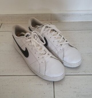 Nike court royale 2NN