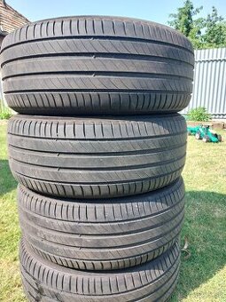Michelin 235 55 18