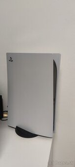 PS5 z mechanikou
