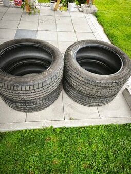 225/55r19