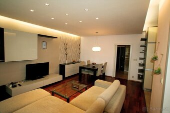 Na prenájom 2 izb. byt + garáž, Waltariho ul.