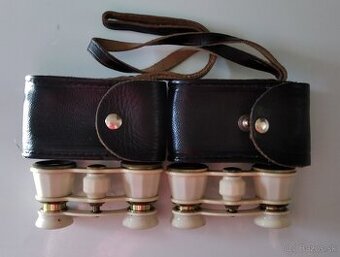 Predám divadelné ďalekohľady.