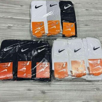 Panske a dámske ponožky