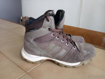 Panska zimna kozena sportova obuv ADIDAS.