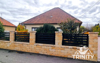 Výhradne - Na predaj tehlový 4-izbový rodinný dom v obci Kom