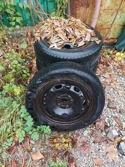 Predam 4ks diskov z Fabia 175/65 R14 ET35 51x14 H2 5x100