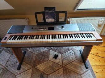 Predám YAMAHA  DGX 630