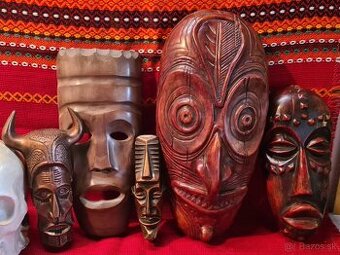 Dekorácie - nástenné masky