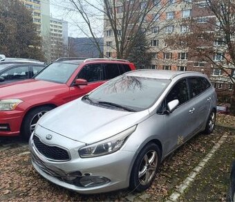 Kiac Ceed 2012, 1.6 99kw G4FD, 6 st. manual