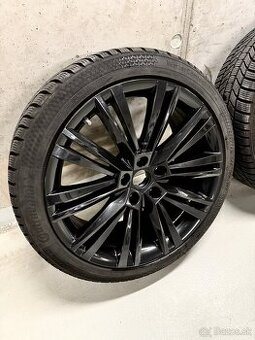 Komplety 235/40 R19 Superb