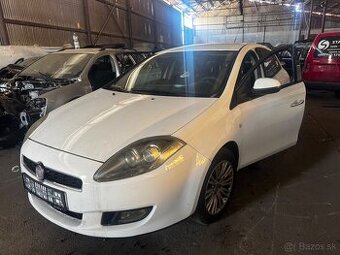 FIAT BRAVO 2012 na náhradné diely ND