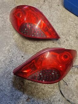 Zadné svetlá Peugeot 207