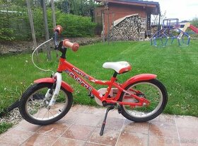 Prvý detský bicykel pre chlapca aj dievča