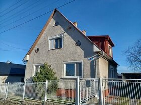Rodinný dom Prievidza-Hradec,5+1,1380 m2, garáž, hosp.b.