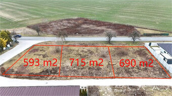 BOSEN | Stavebný pozemok vo výbornej lokalite, 690 m2, Kalin