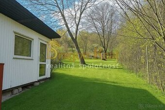 PREDAJ - 2 rekreačné pozemky s vinicou a chatkou - KALUŽA